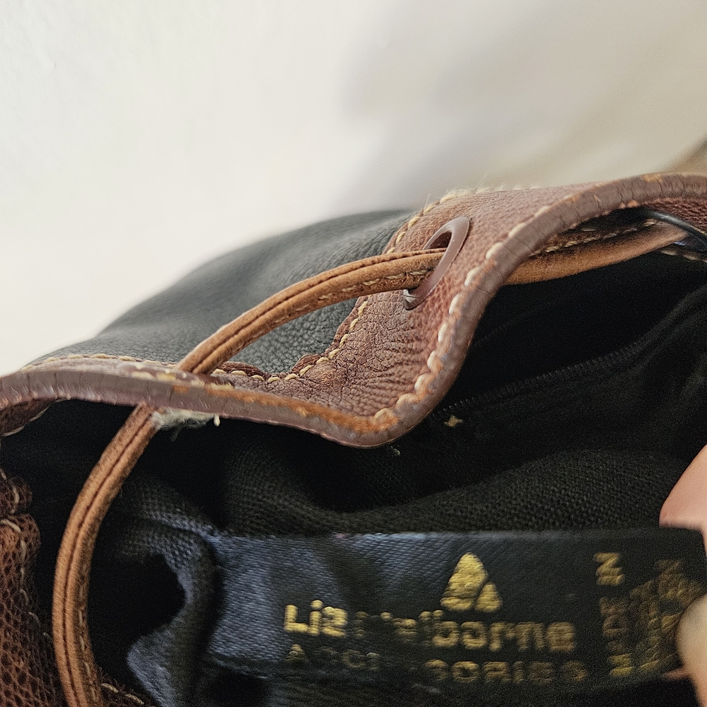 Liz Claiborne Vintage Black and Tan Shoulder Bucket Bag - Picture 7 of 11